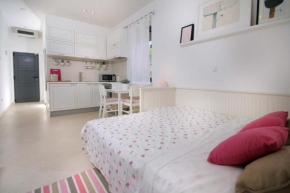Отель Studio few steps from the beach  Каштел Камбеловац
